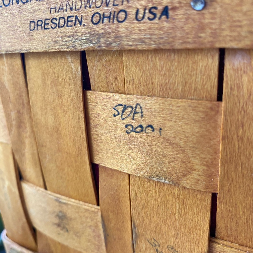 Longaberger Basket 2001 EUC - Picture 8 of 12